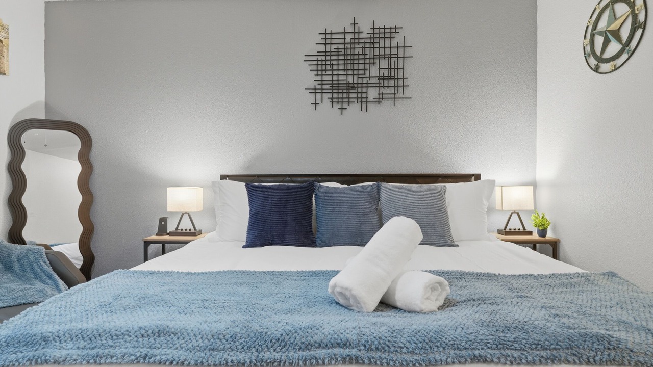 Photo of Bedroom in Hyde Park