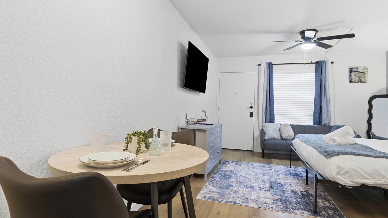 Photo of Bedroom in Hyde Park