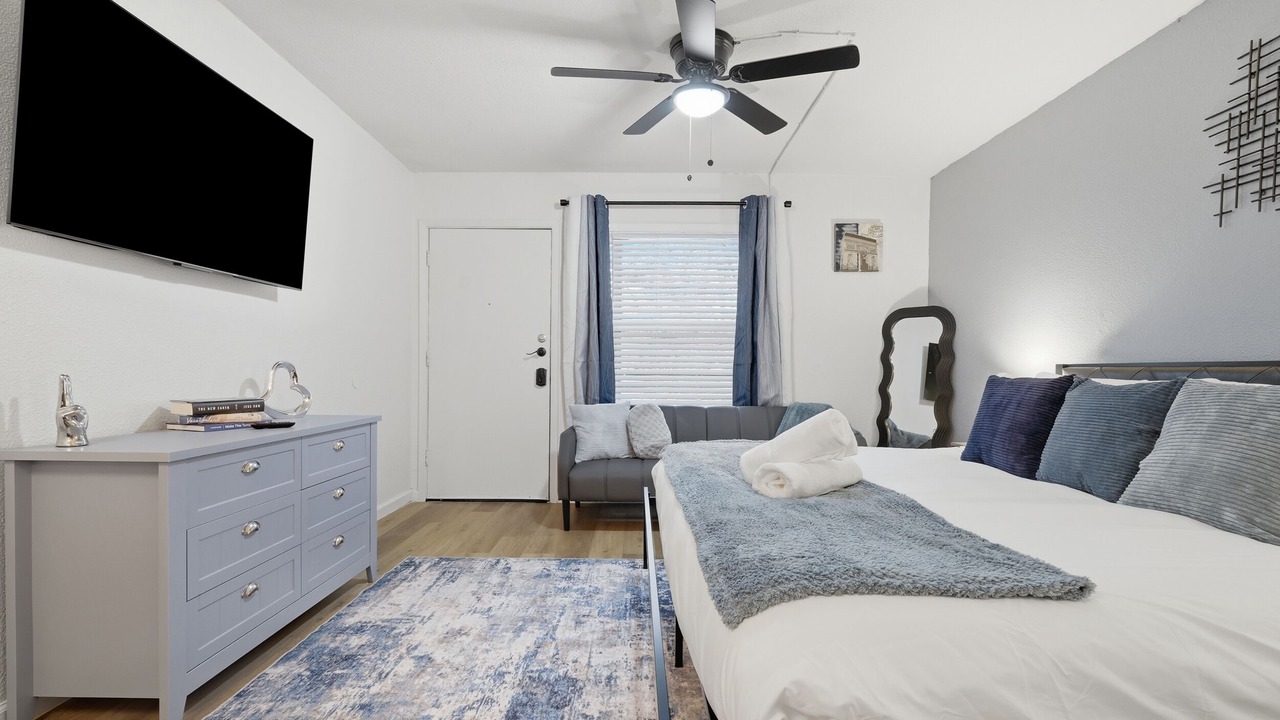 Photo of Bedroom in Hyde Park
