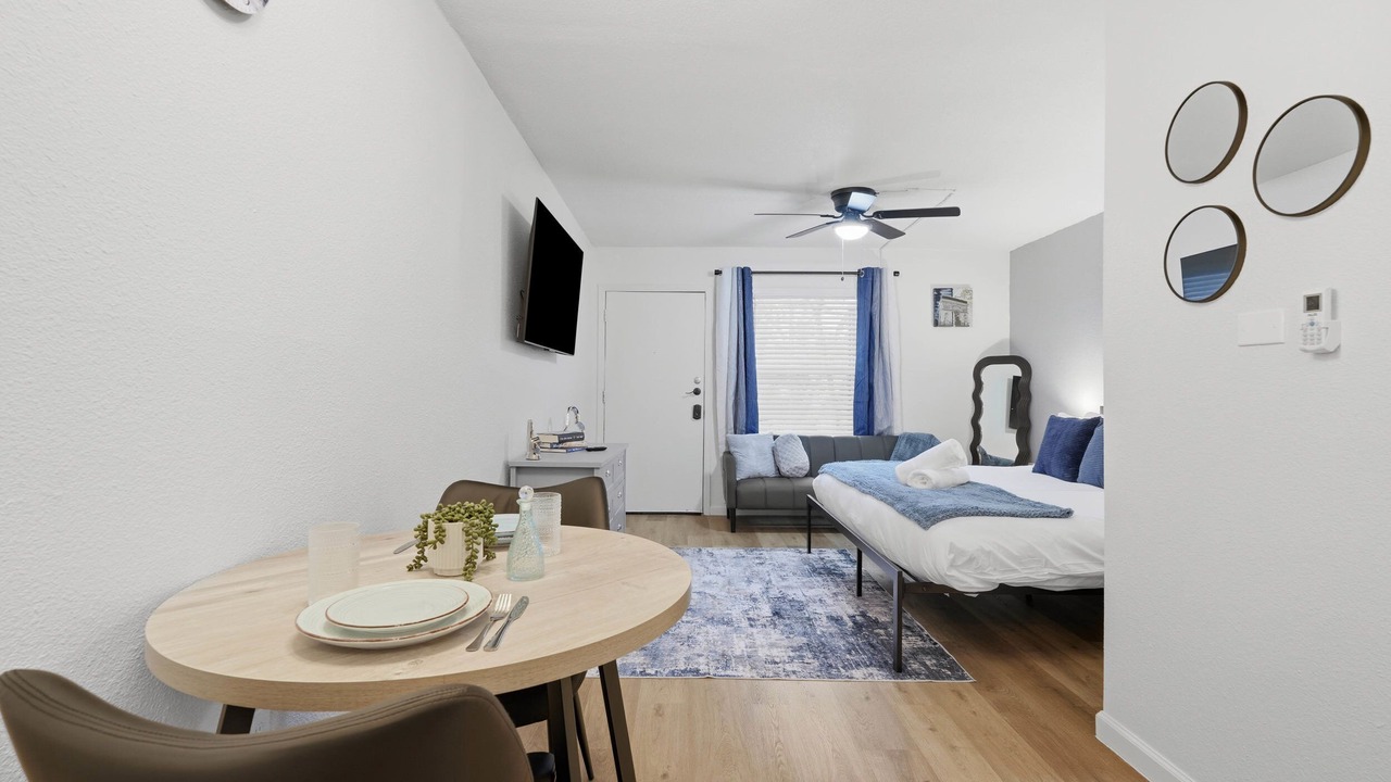 Photo of Bedroom in Hyde Park