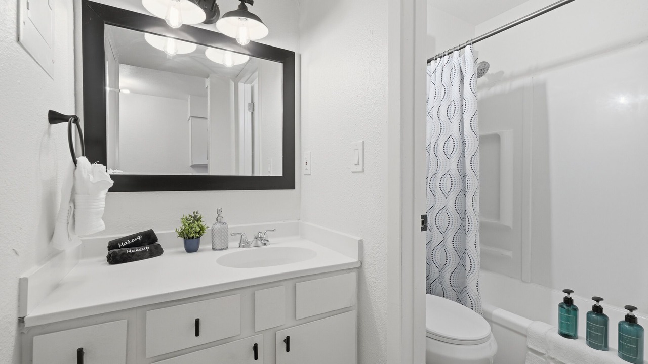 Photo of Bathroom in Hyde Park