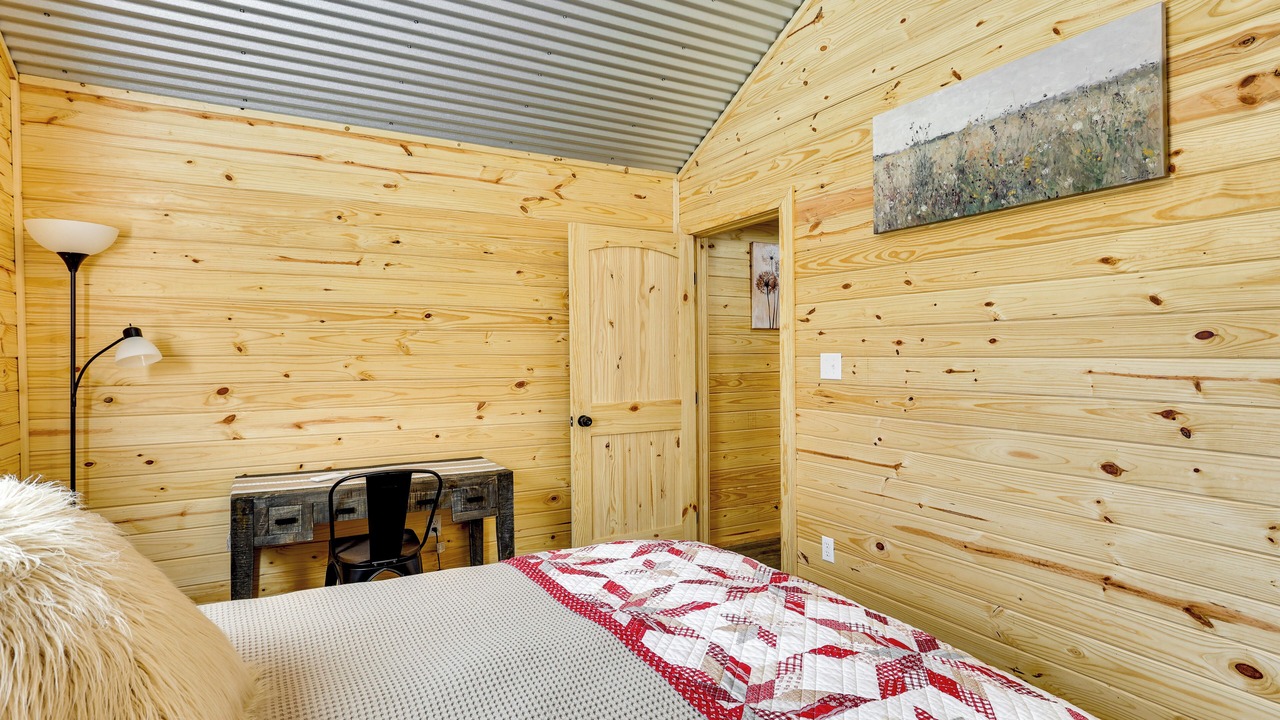 Photo of Bedroom in Joaquin