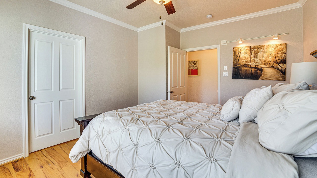Photo of Bedroom in Kemp