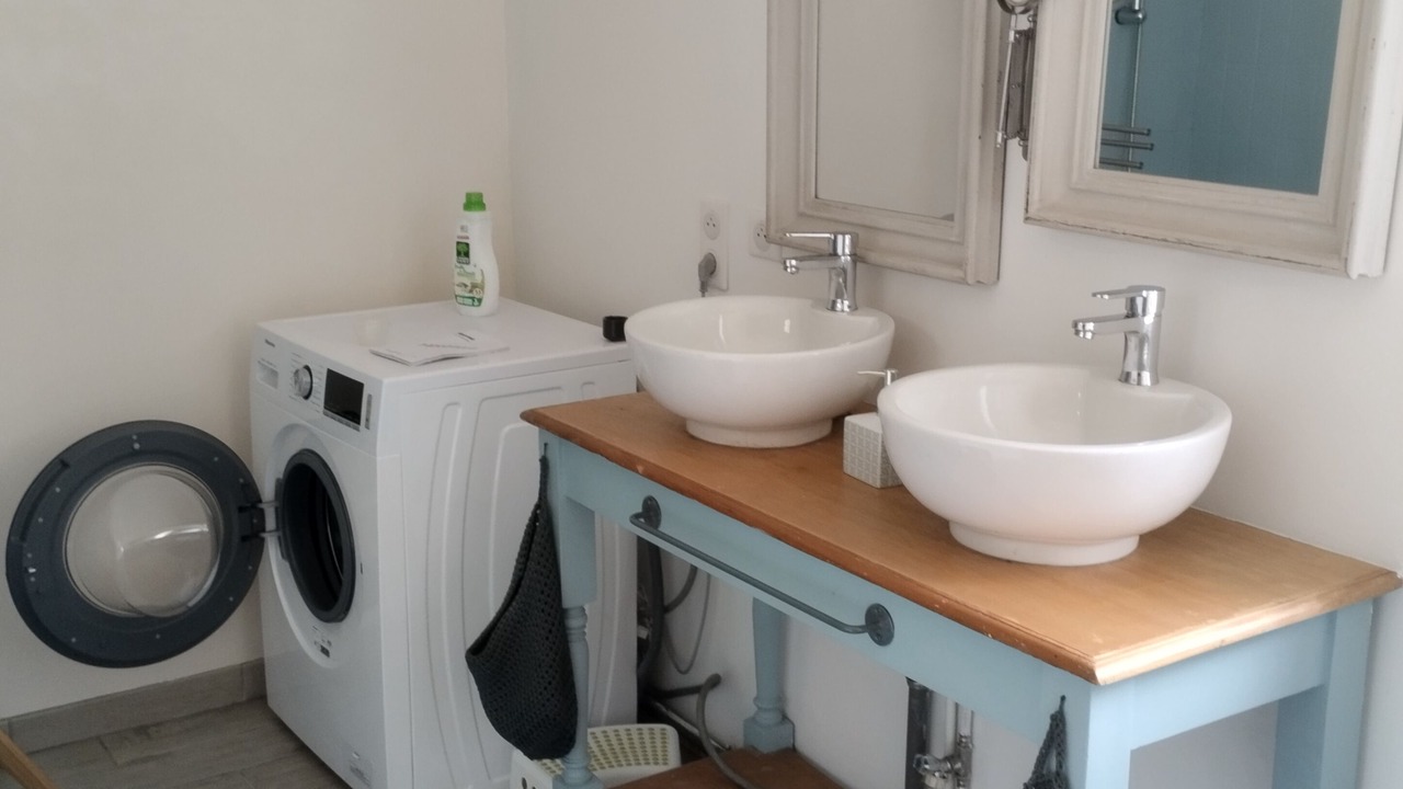 Photo of Bathroom in Aureilhan