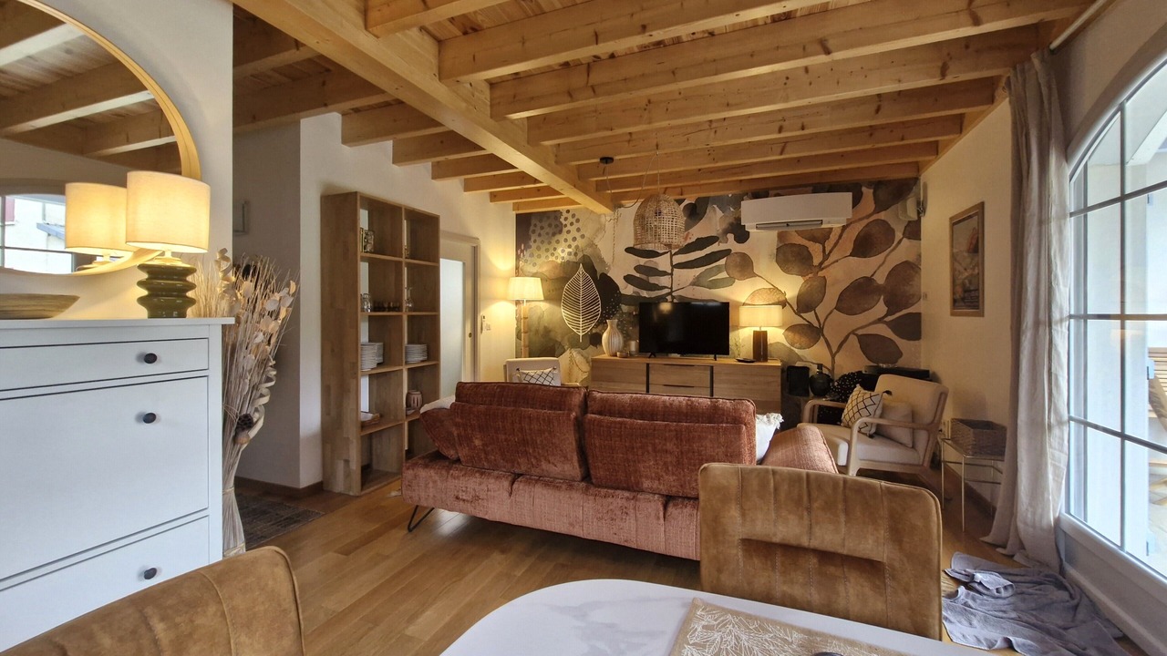 Photo of Livingroom in Louvie-Soubiron