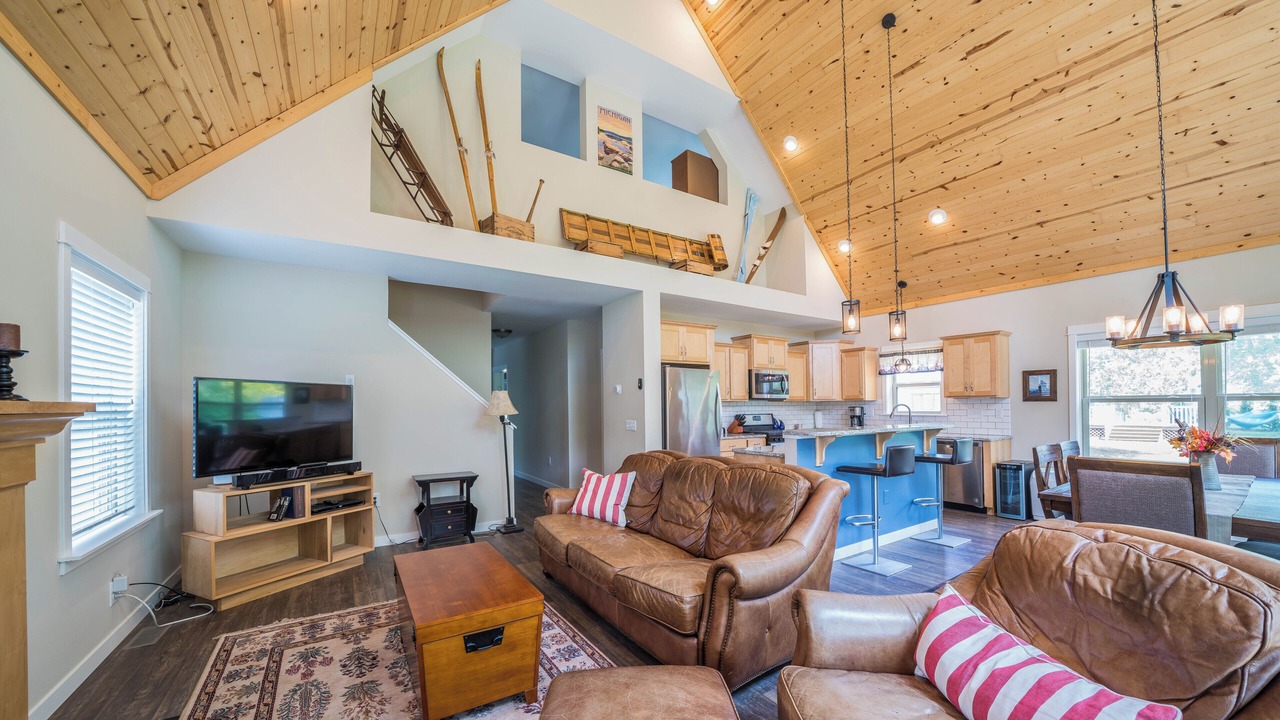 Photo of Livingroom in Miami Park