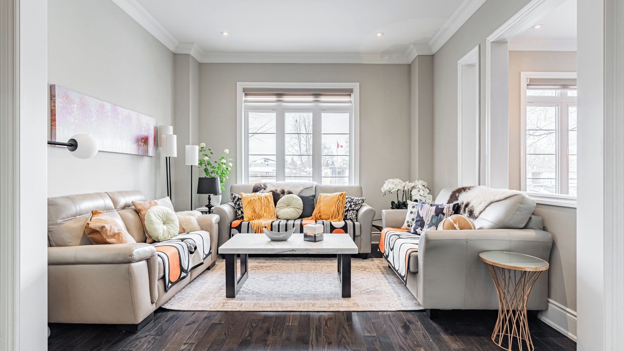 Photo of Livingroom in Cooksville