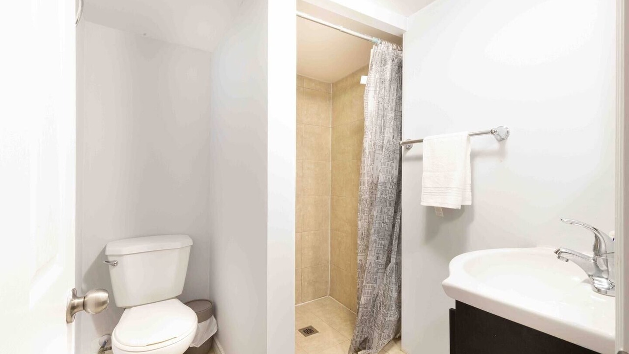 Photo of Bathroom in Thornhill