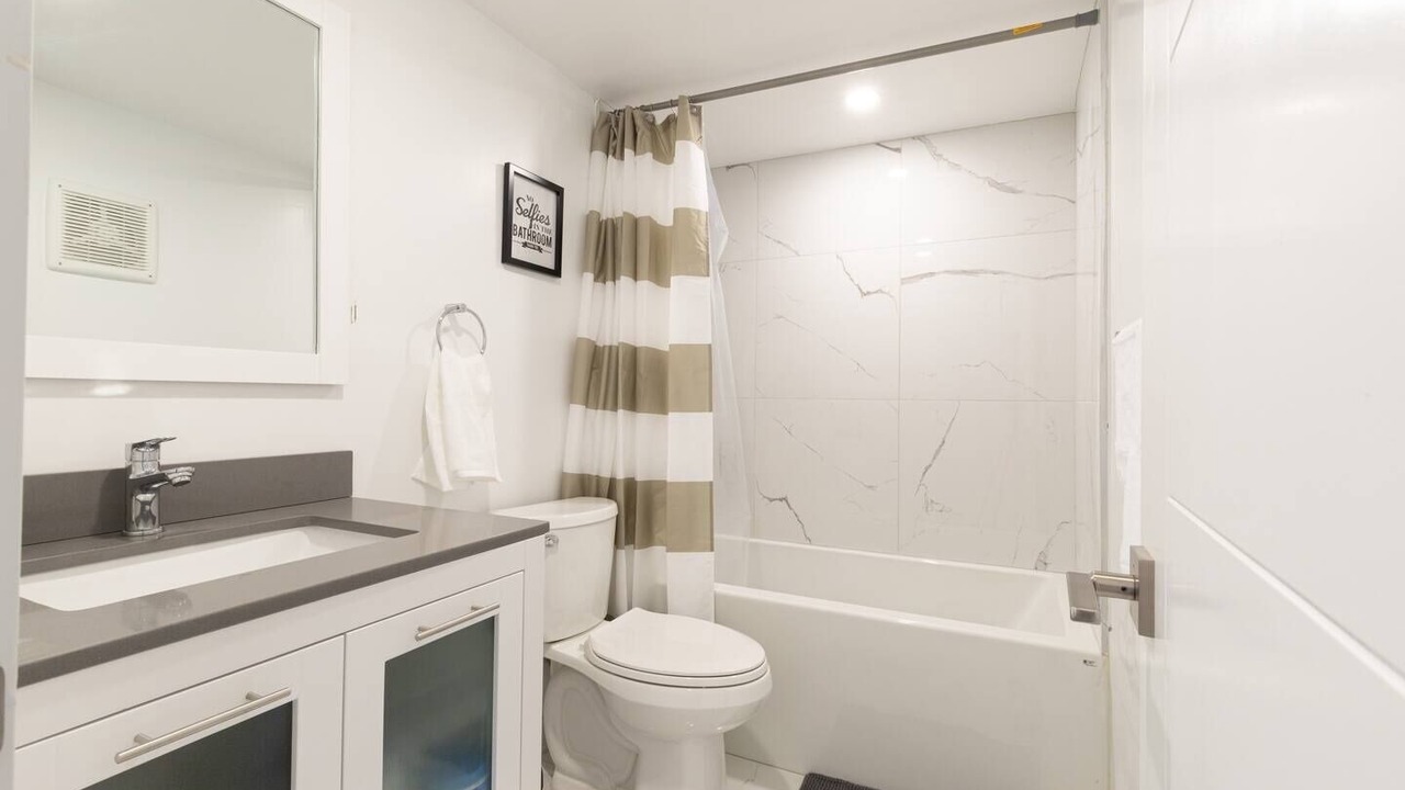 Photo of Bathroom in Thornhill