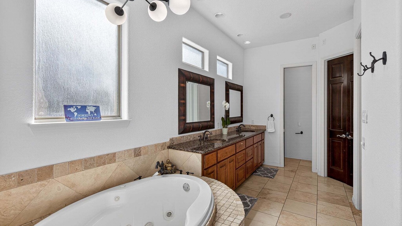 Photo of Bathroom in Rob Roy On The Lake