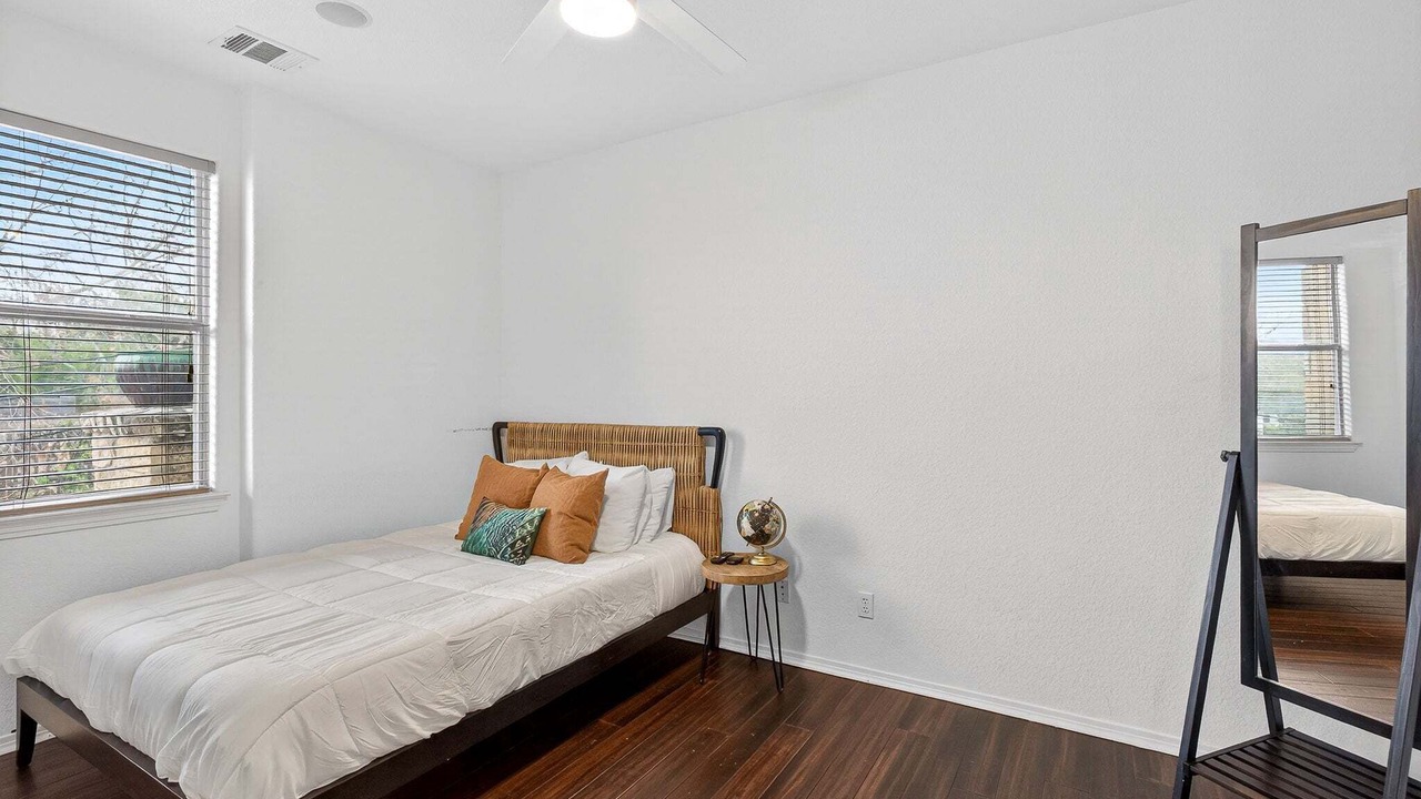 Photo of Bedroom in Rob Roy On The Lake