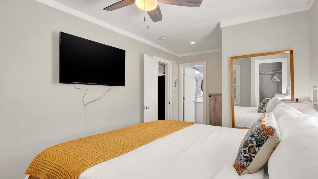 Photo of Bedroom in Tybee Island
