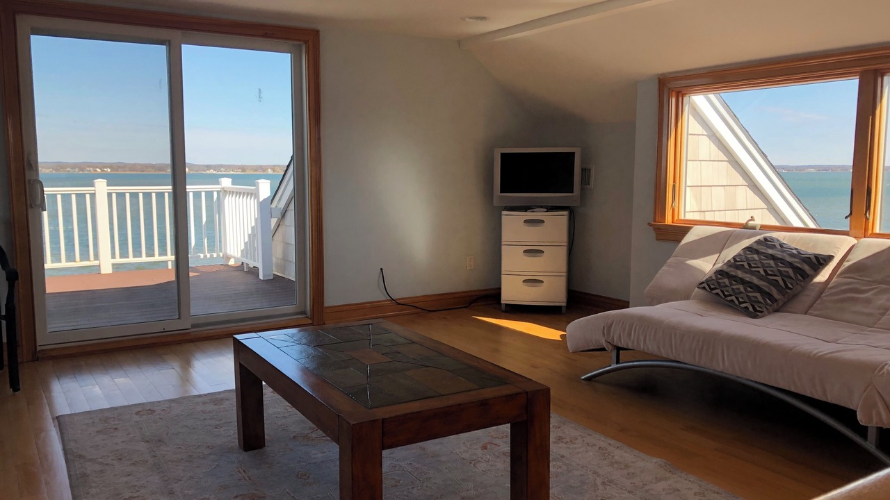 Photo of Livingroom in West Hampton Dunes