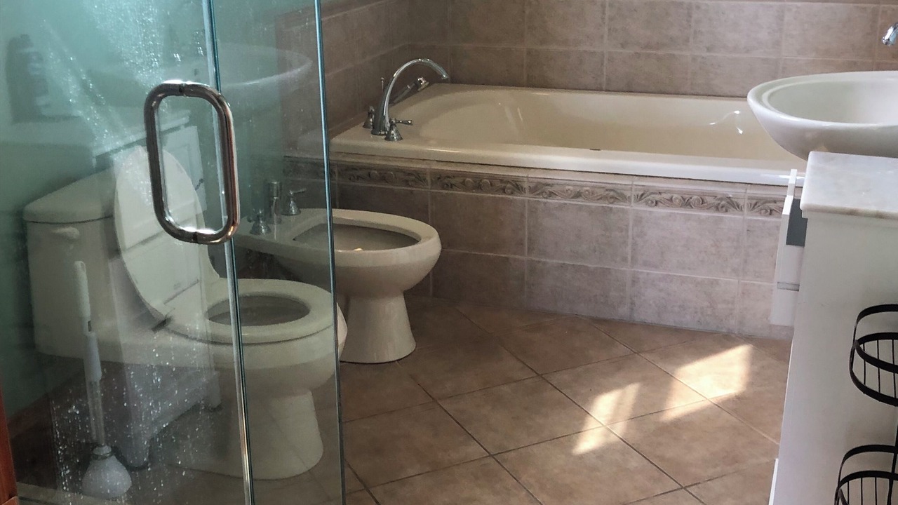 Photo of Bathroom in West Hampton Dunes