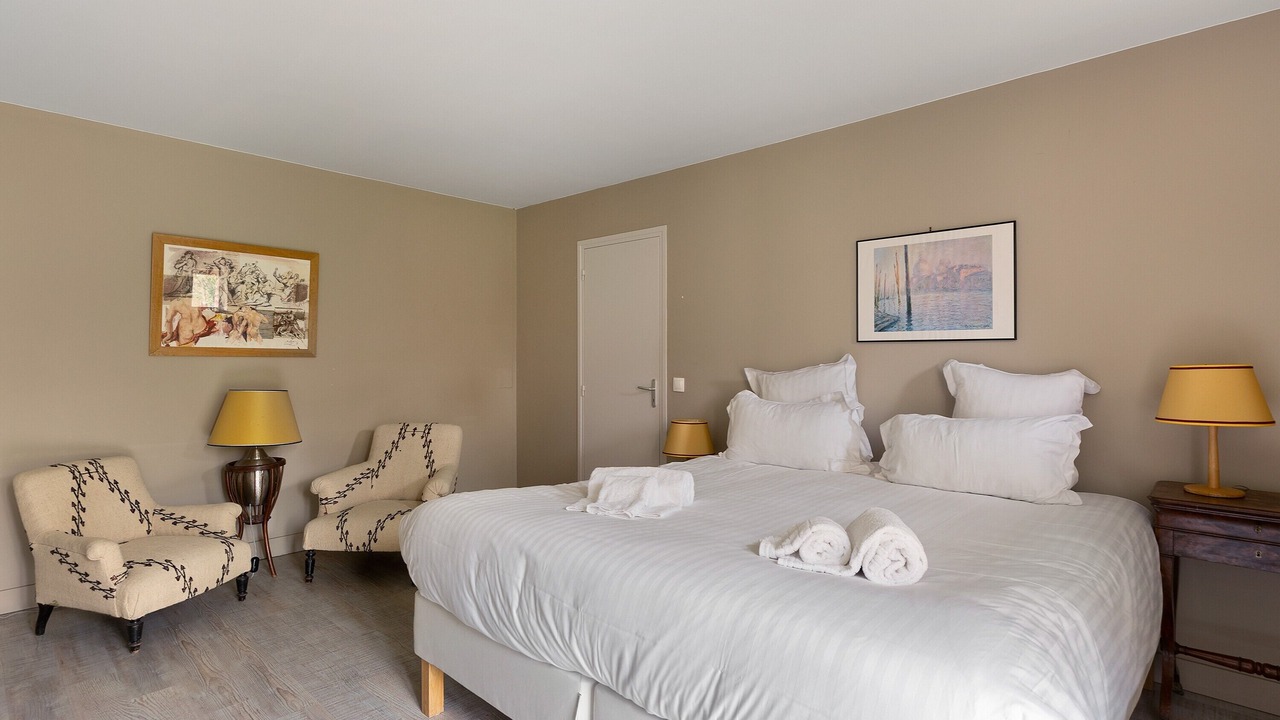 Photo of Bedroom in Ambillou
