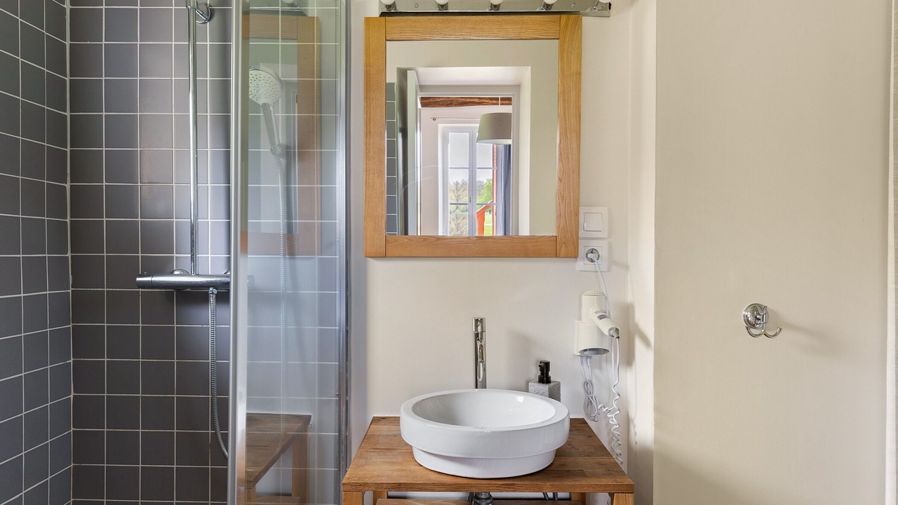 Photo of Bathroom in Ambillou