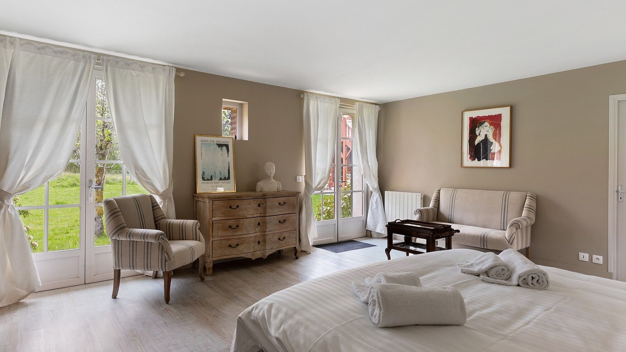 Photo of Bedroom in Ambillou