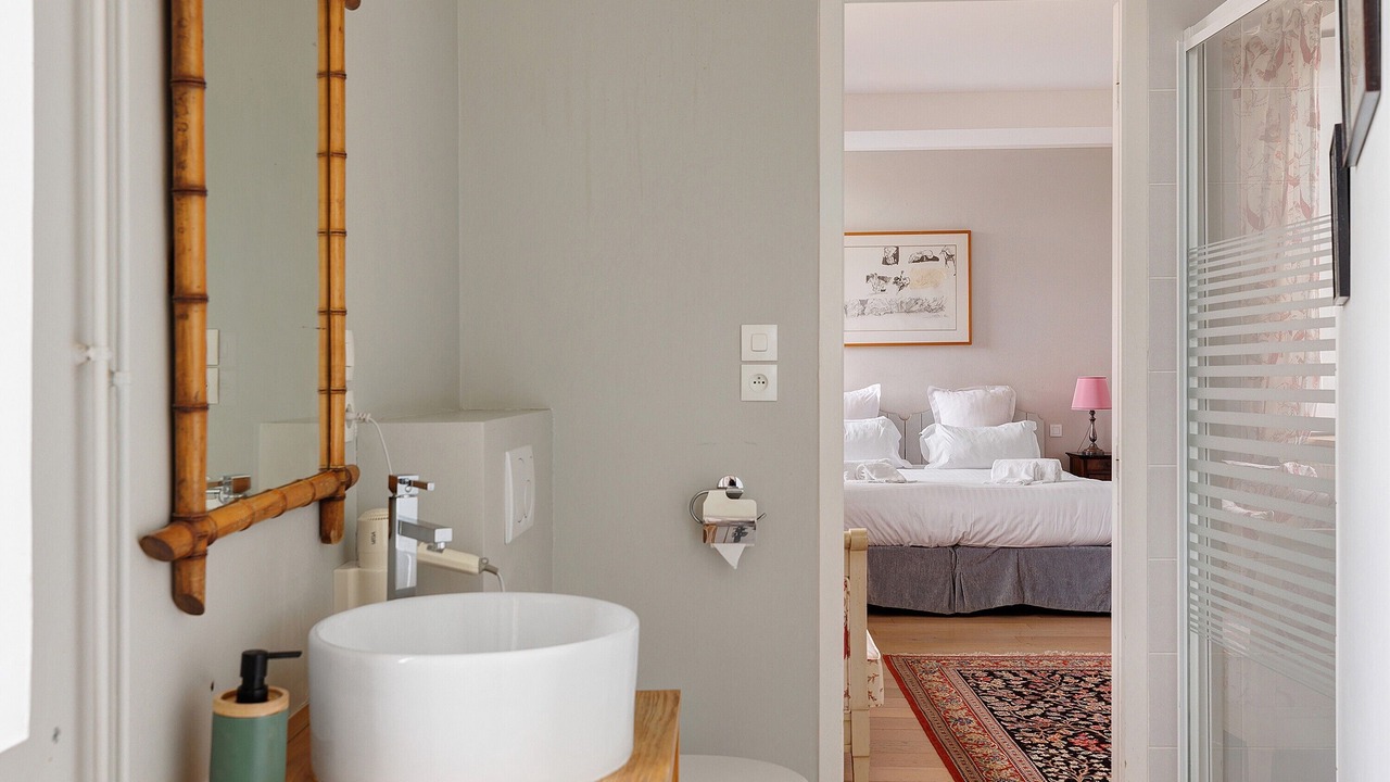 Photo of Bathroom in Ambillou