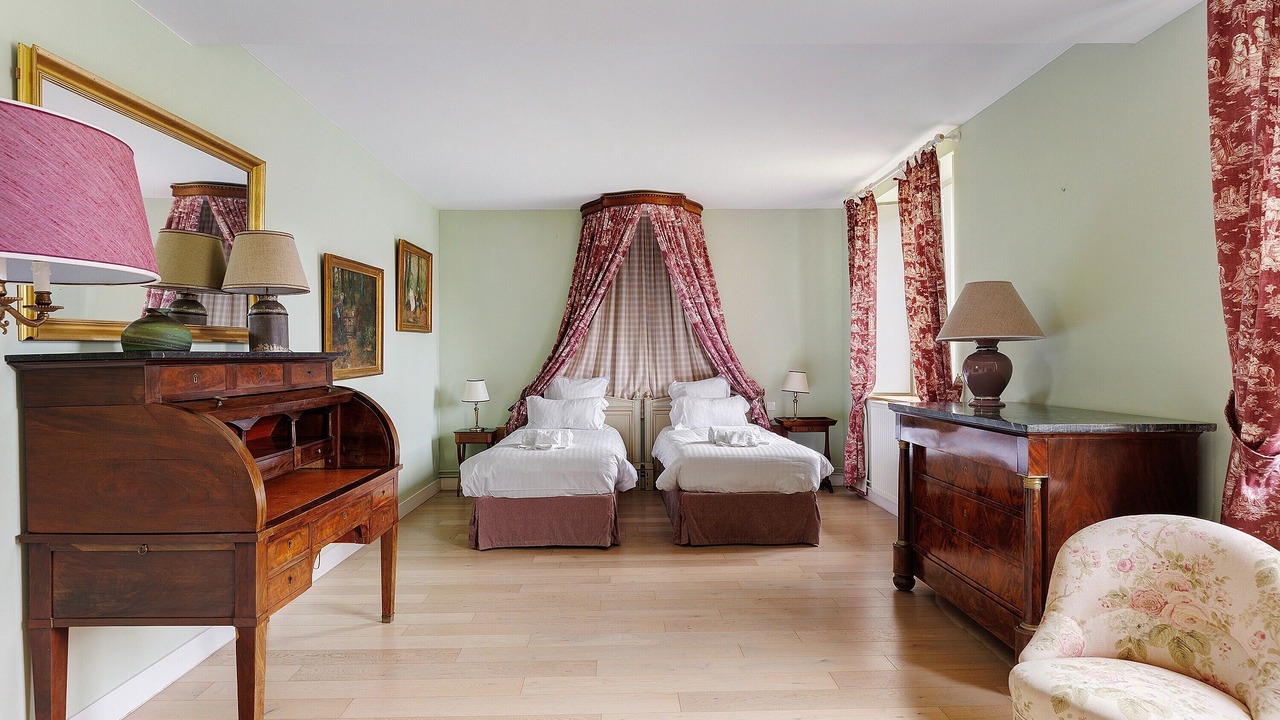 Photo of Bedroom in Ambillou