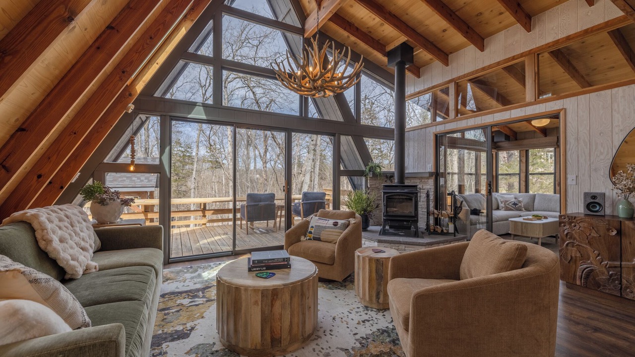 Photo of Livingroom in Innsbrook