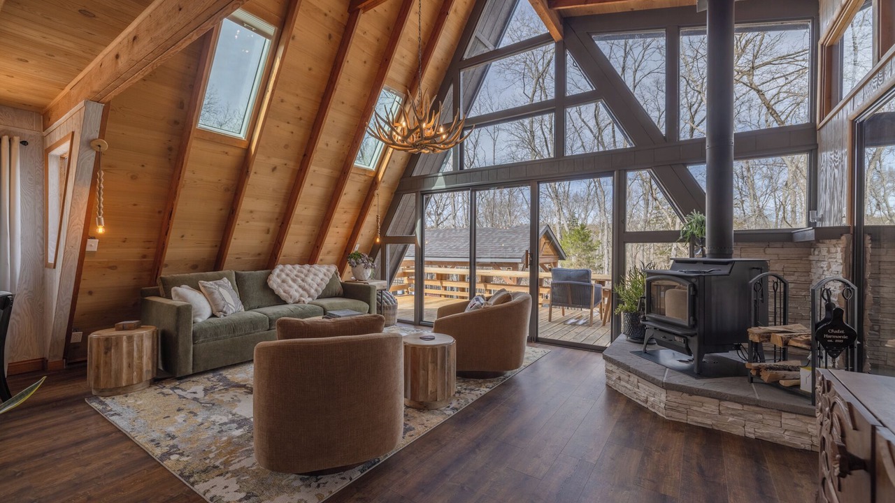 Photo of Livingroom in Innsbrook