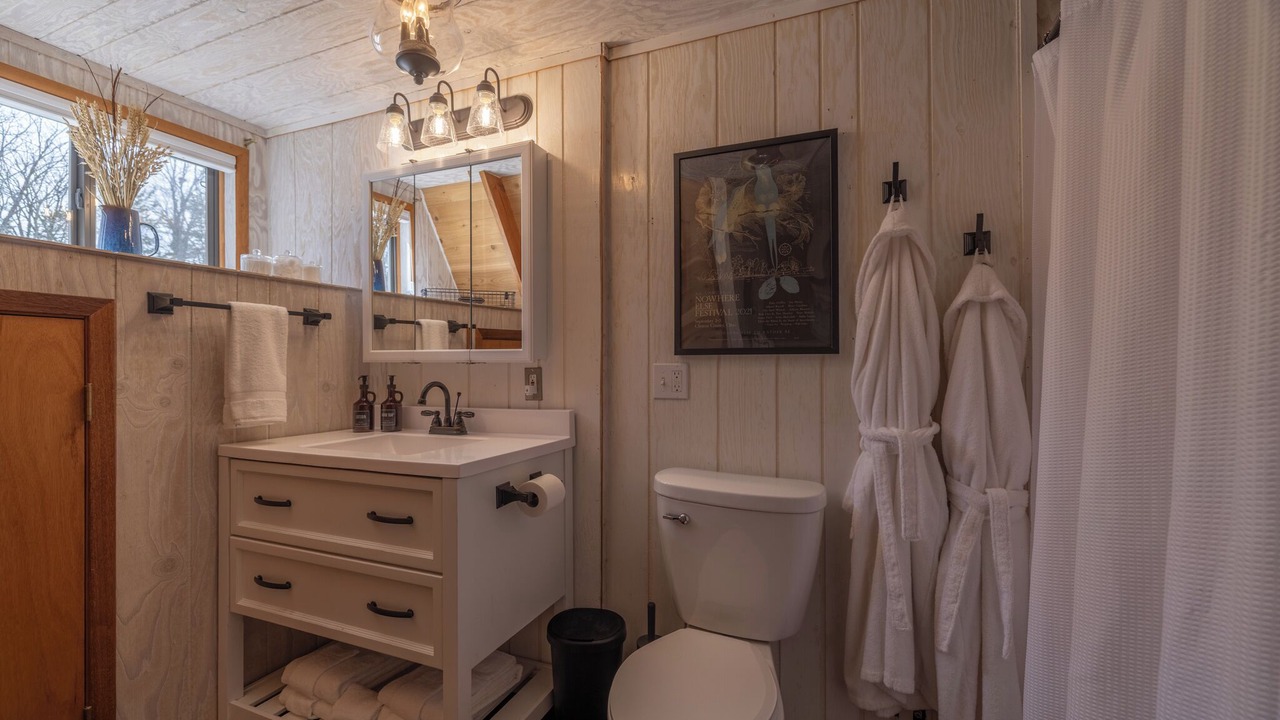 Photo of Bathroom in Innsbrook