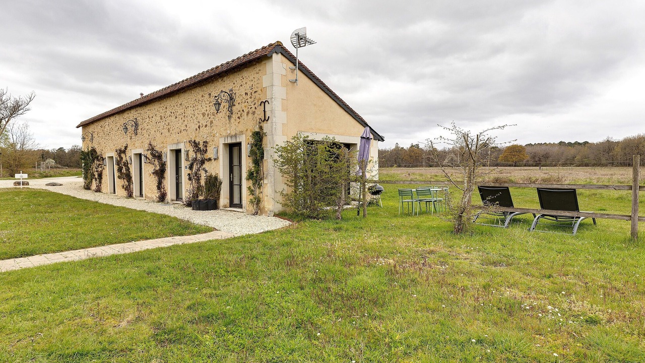 Photo of Outdoor in Ambillou