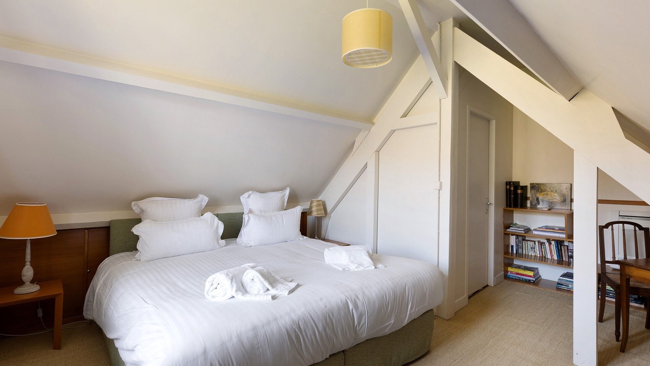 Photo of Bedroom in Ambillou