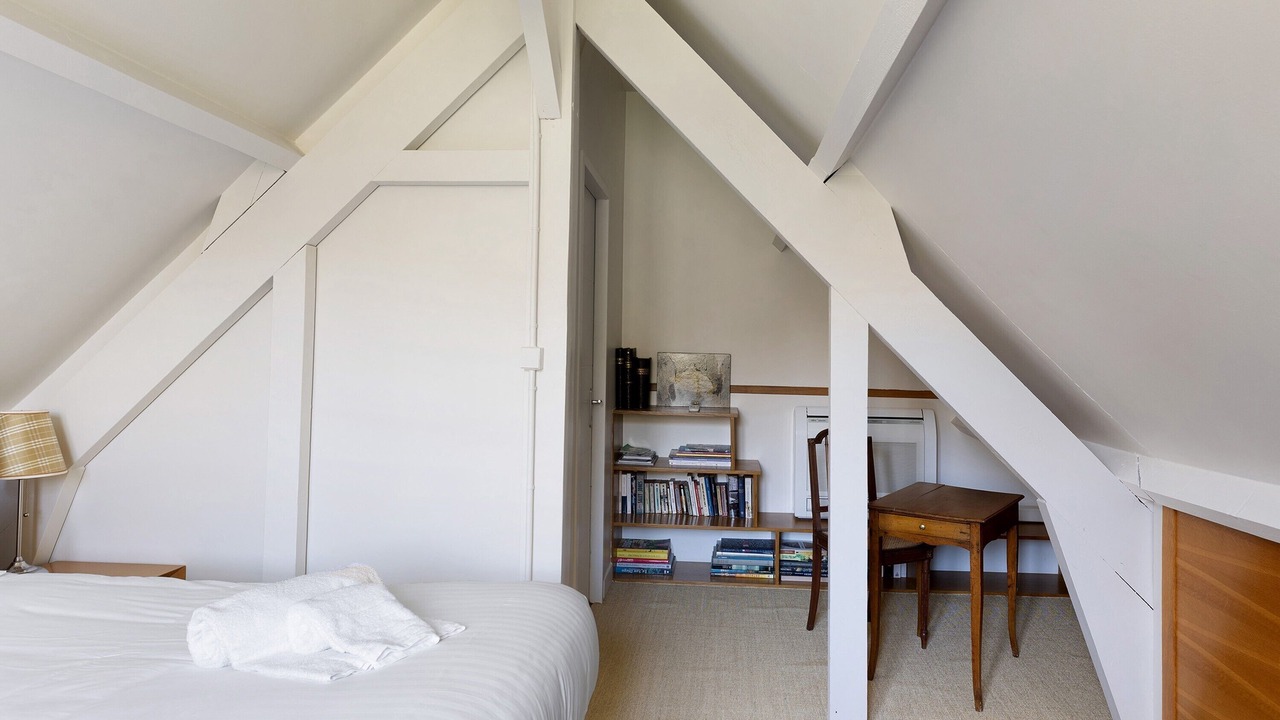 Photo of Bedroom in Ambillou