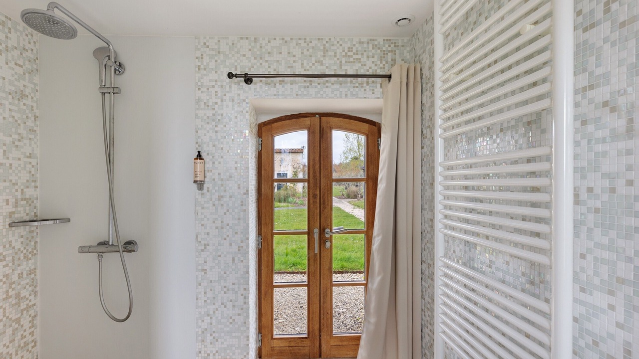 Photo of Bathroom in Ambillou