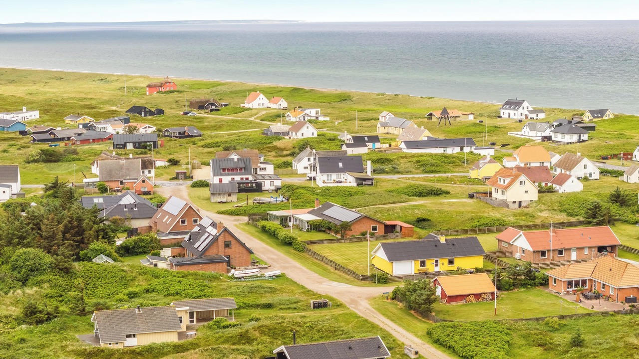 Photo of Others in Lild Strand