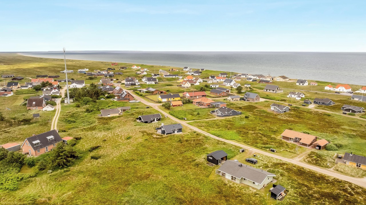 Photo of Others in Lild Strand