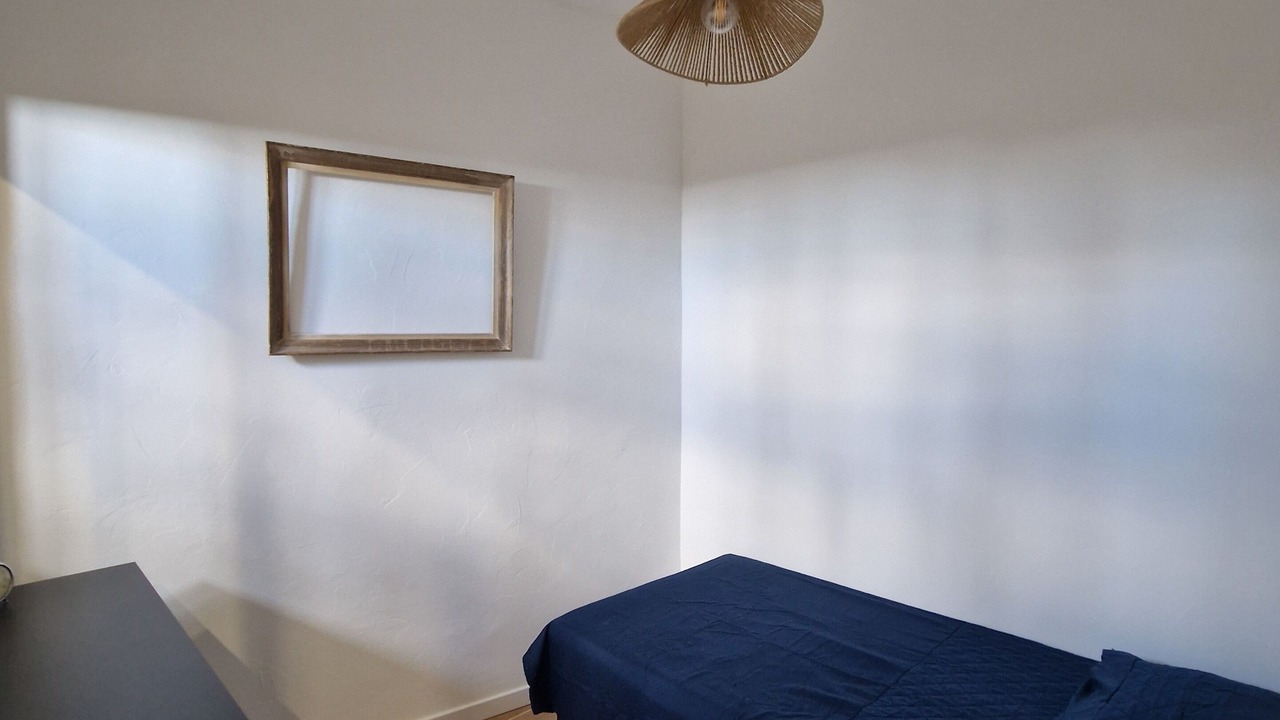 Photo of Bedroom in Bouc-Bel-Air