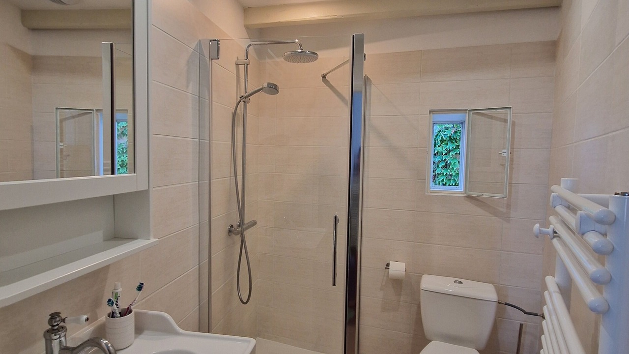 Photo of Bathroom in Bouc-Bel-Air