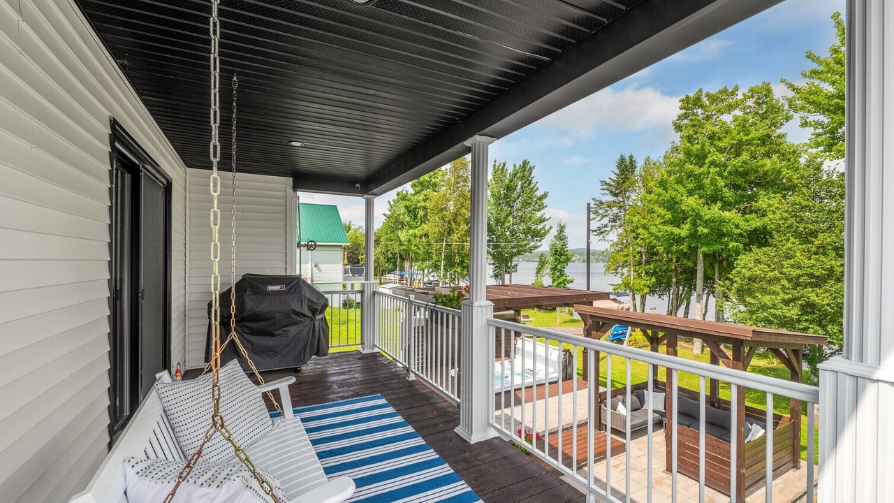Photo of Patio Balcony in Sainte-Aurelie