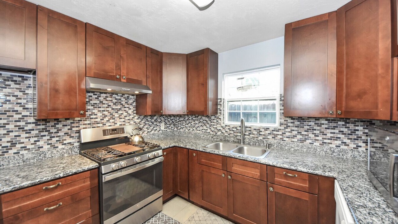 Photo of Kitchen in Clodine