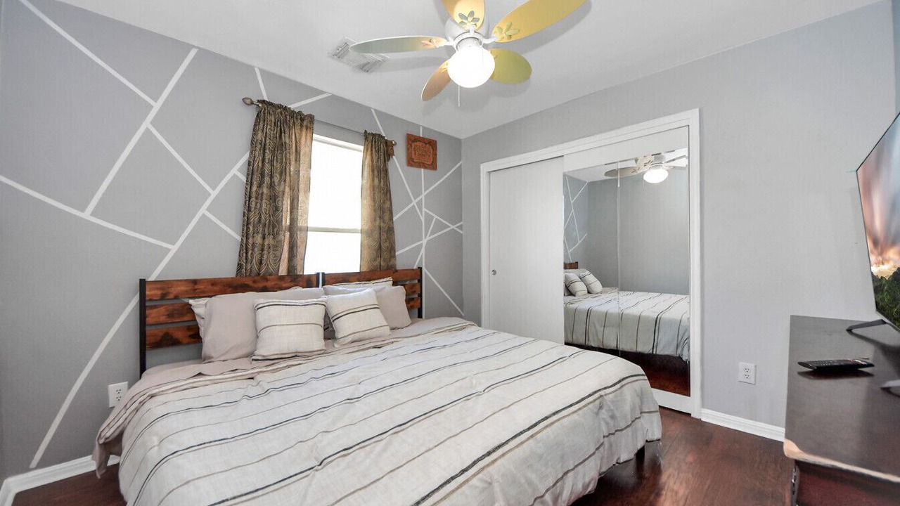 Photo of Bedroom in Clodine