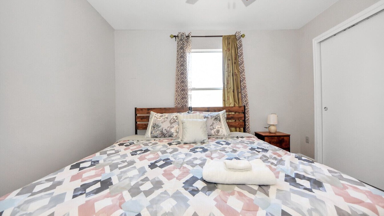 Photo of Bedroom in Clodine