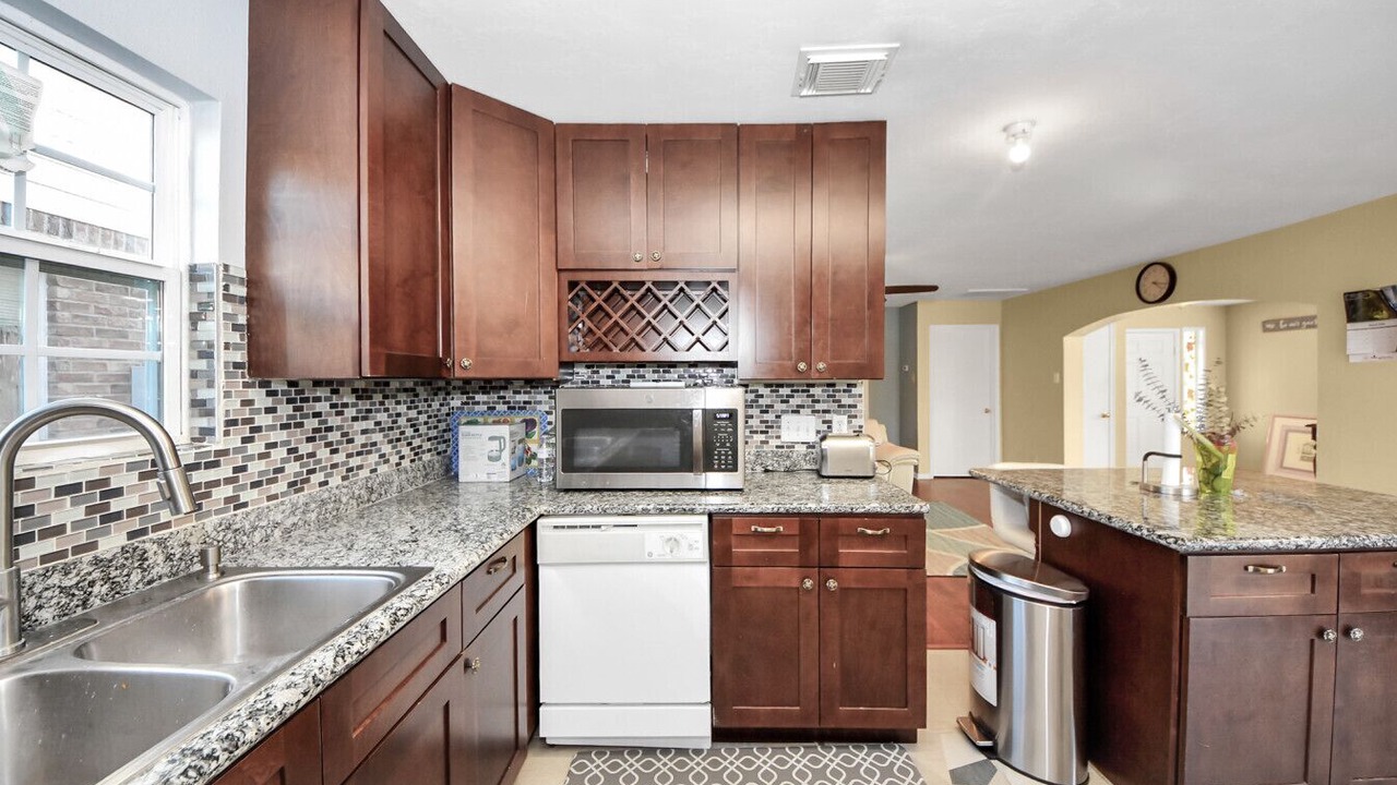 Photo of Kitchen in Clodine