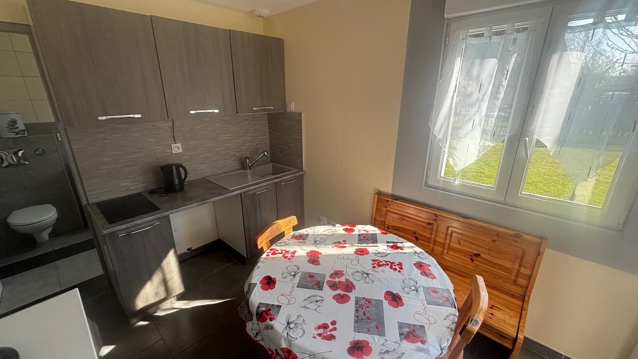 Photo of Kitchen in Combon