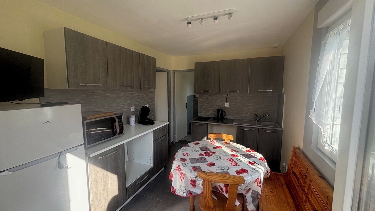 Photo of Kitchen in Combon