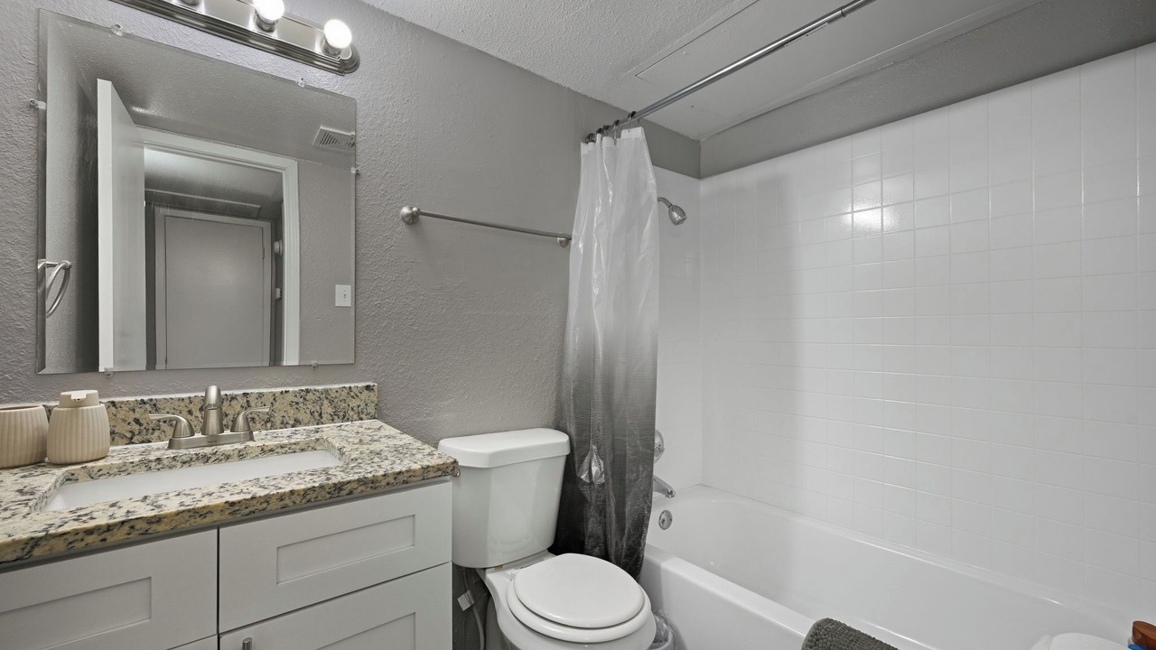 Photo of Bathroom in Southridge