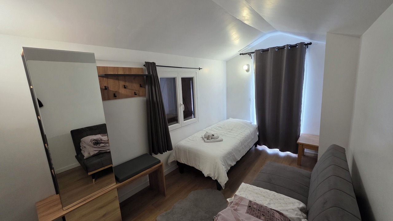 Photo of Bedroom in Argenteuil
