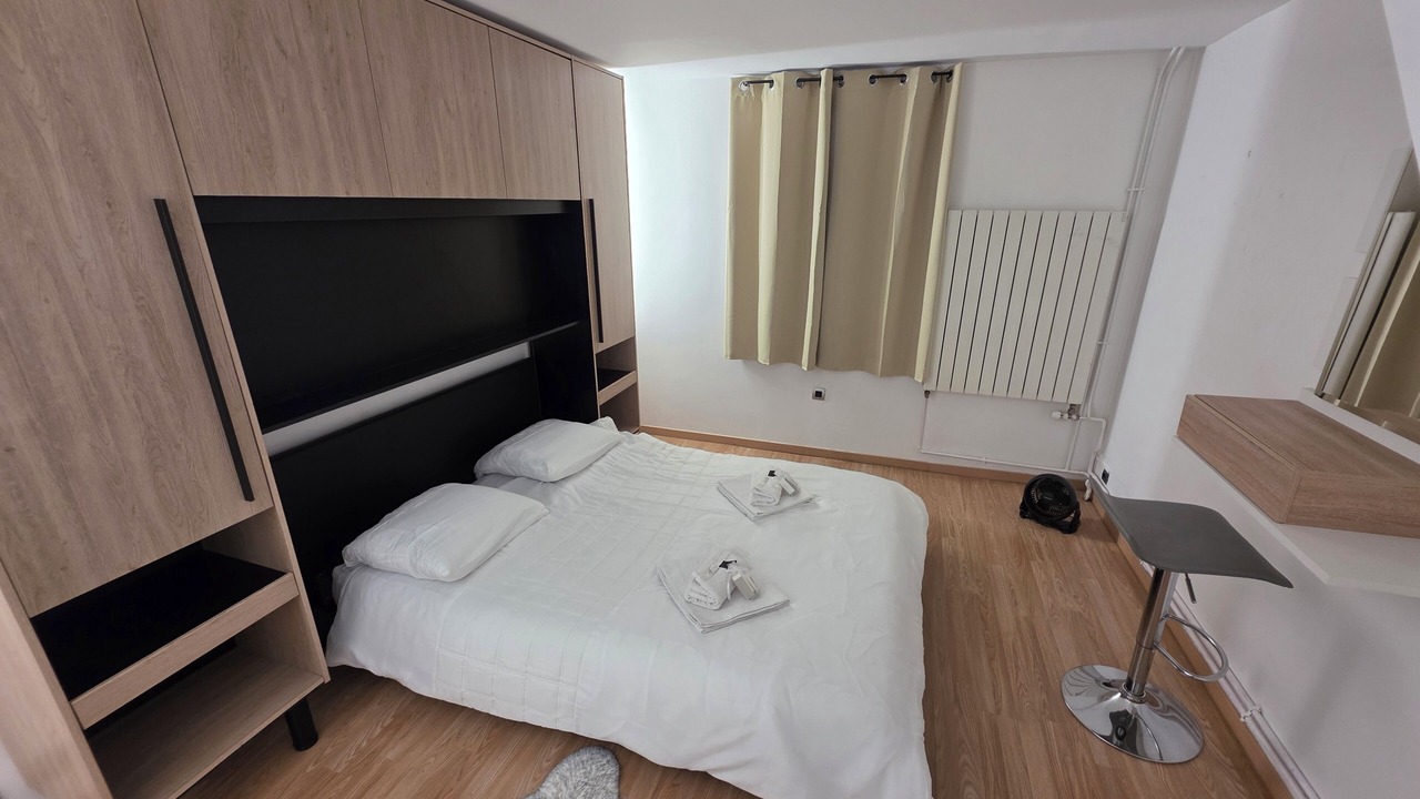 Photo of Bedroom in Argenteuil