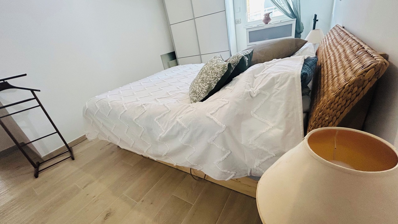 Photo of Bedroom in Le Grau-Du-Roi