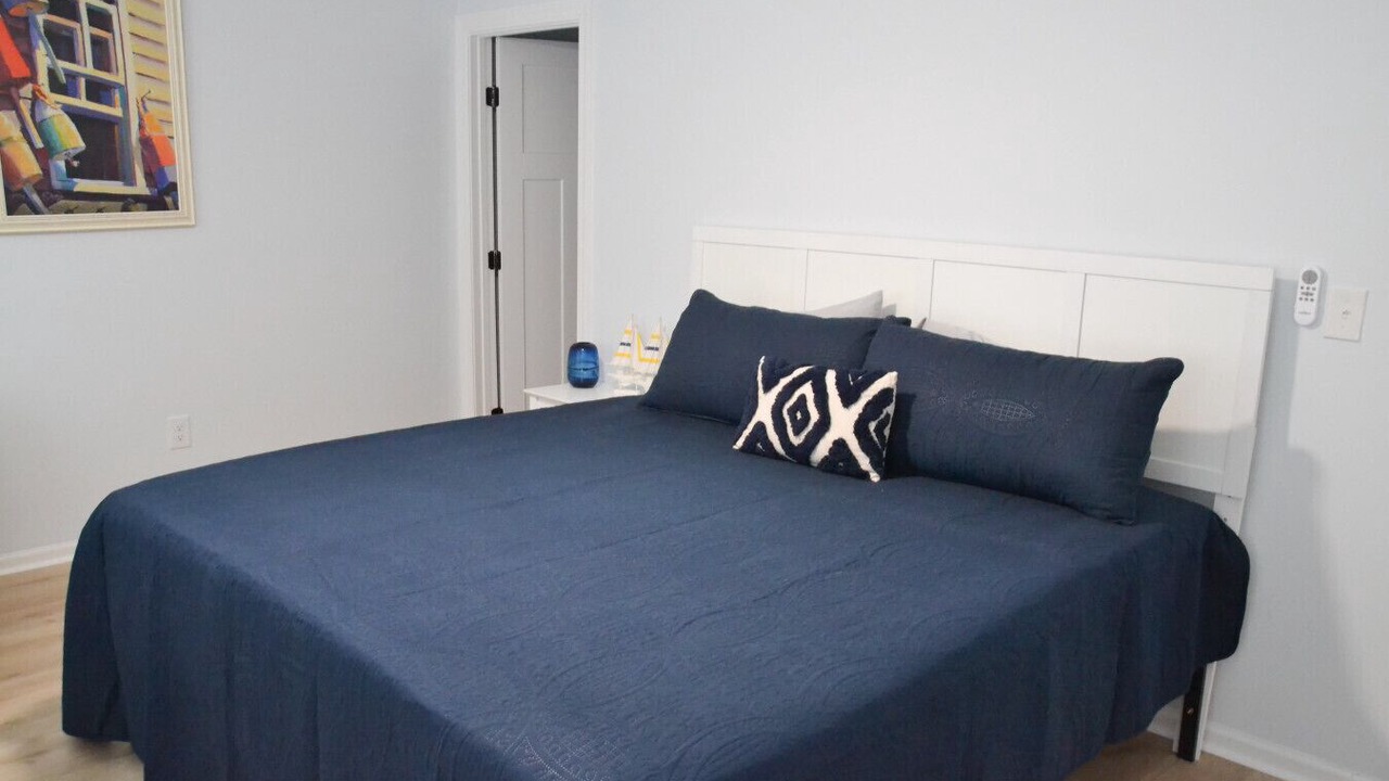 Photo of Bedroom in Atlantic Beach