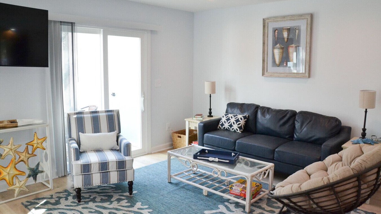 Photo of Livingroom in Atlantic Beach