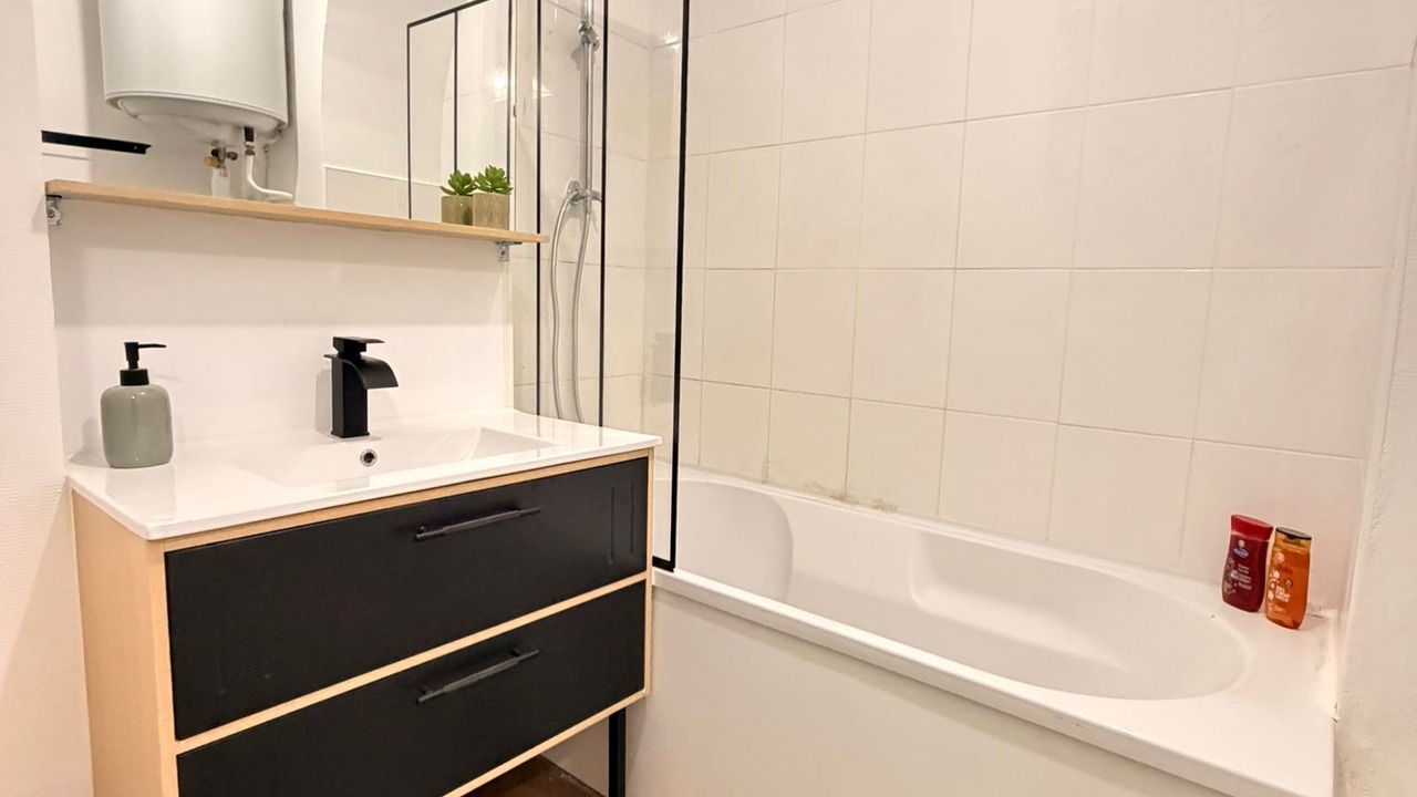 Photo of Bathroom in Laon