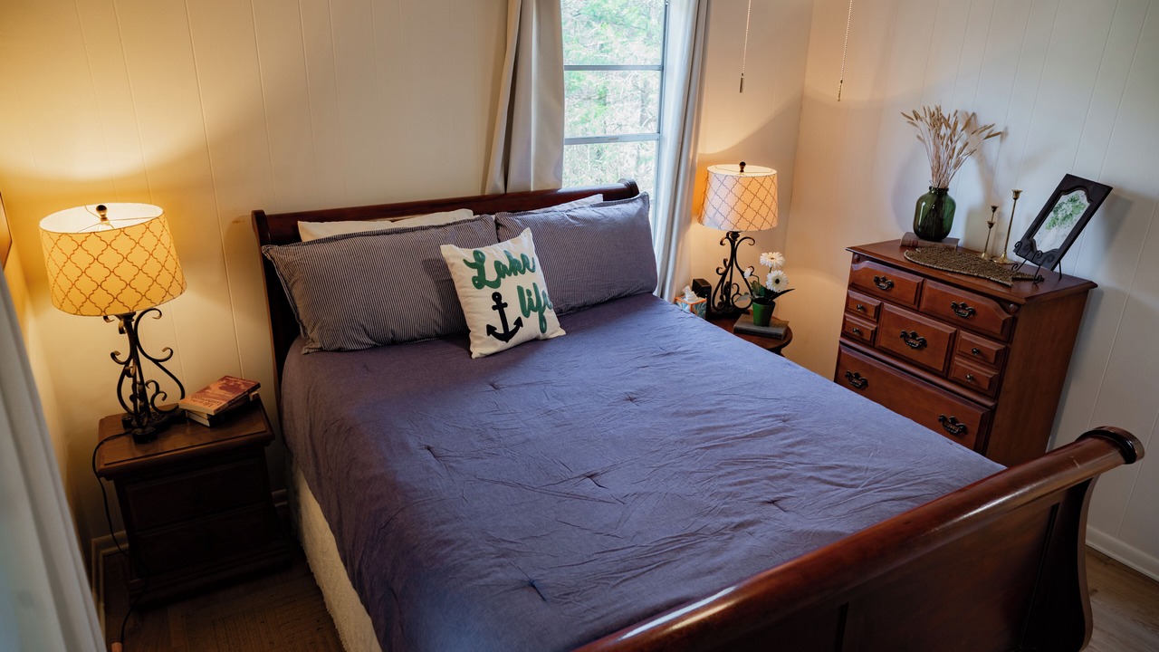 Photo of Bedroom in Greers Ferry