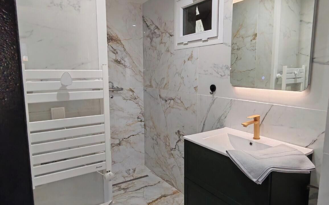 Photo of Bathroom in Biville-sur-Mer